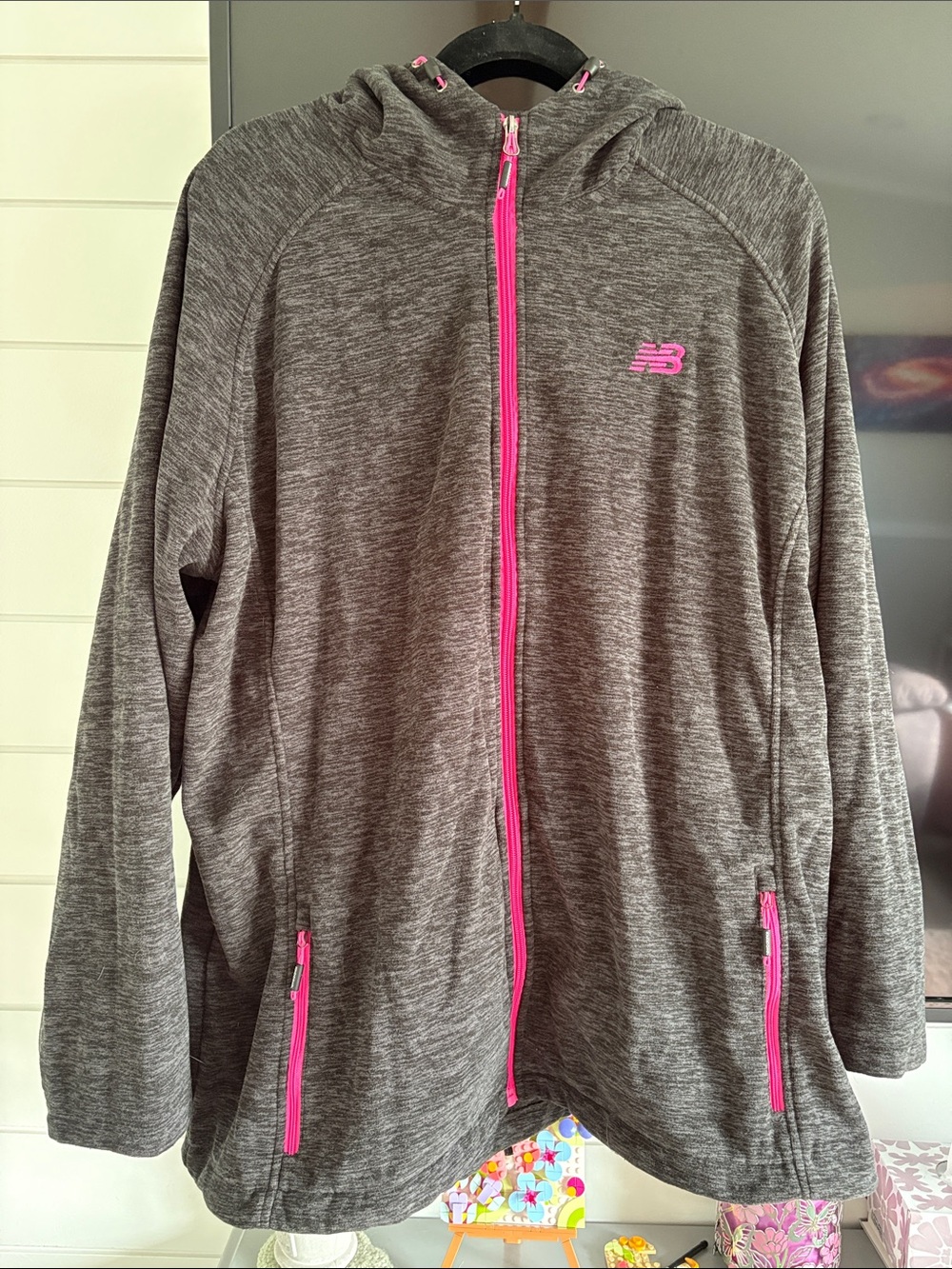 NWOT New Balance Women's Black & Grey Hoodie Jacket with Pink Trim